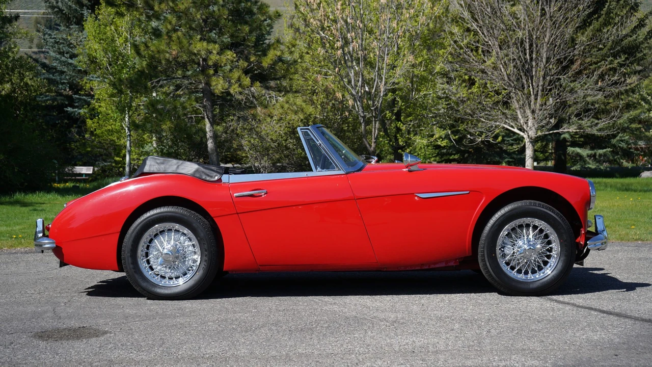 1964 Austin-Healey 3000 Mark III - Image 10 of 31