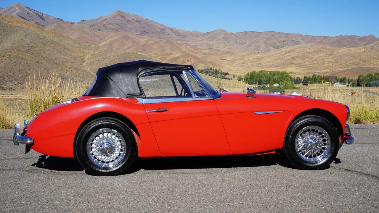 1964 Austin-Healey 3000 Mark III - Image 21 of 31
