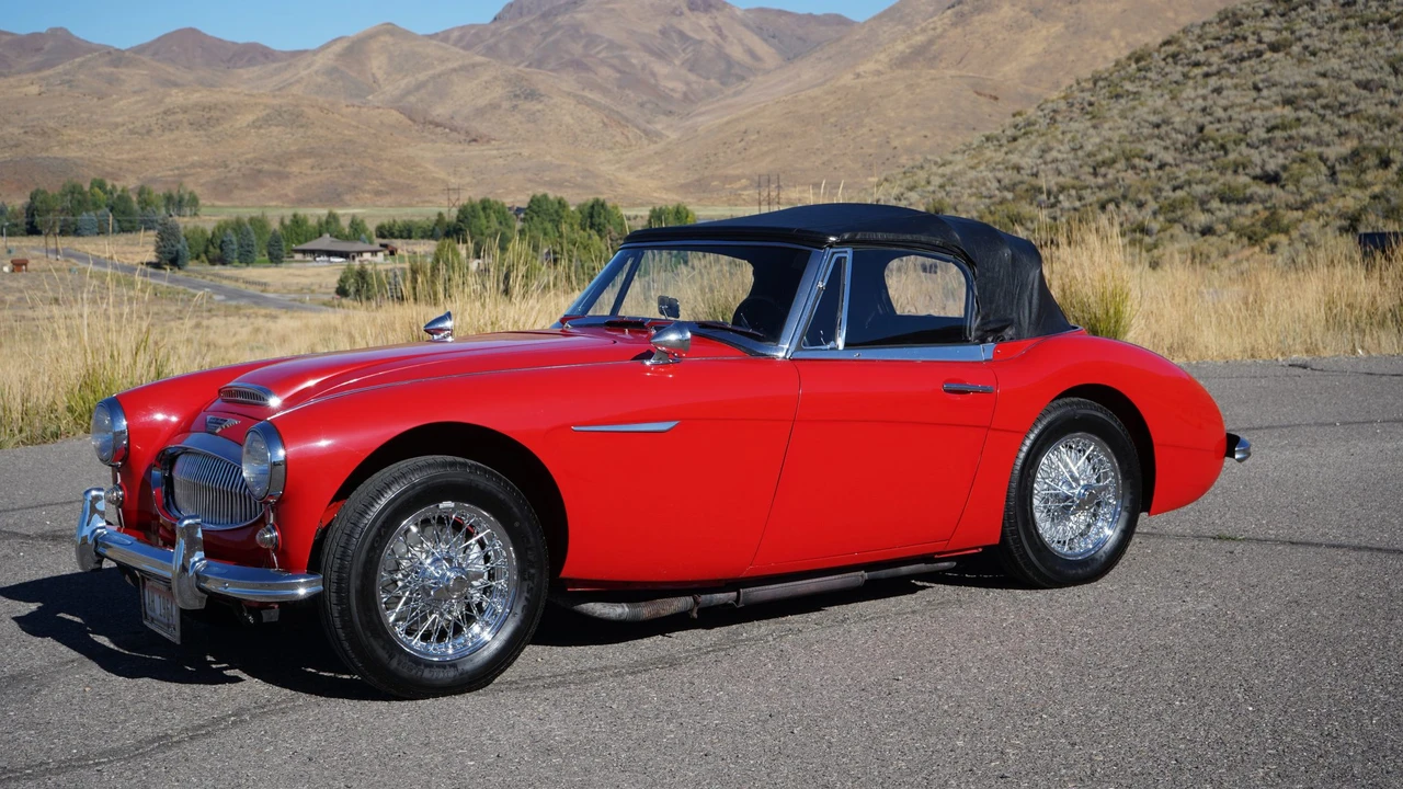 1964 Austin-Healey 3000 Mark III - Image 17 of 31