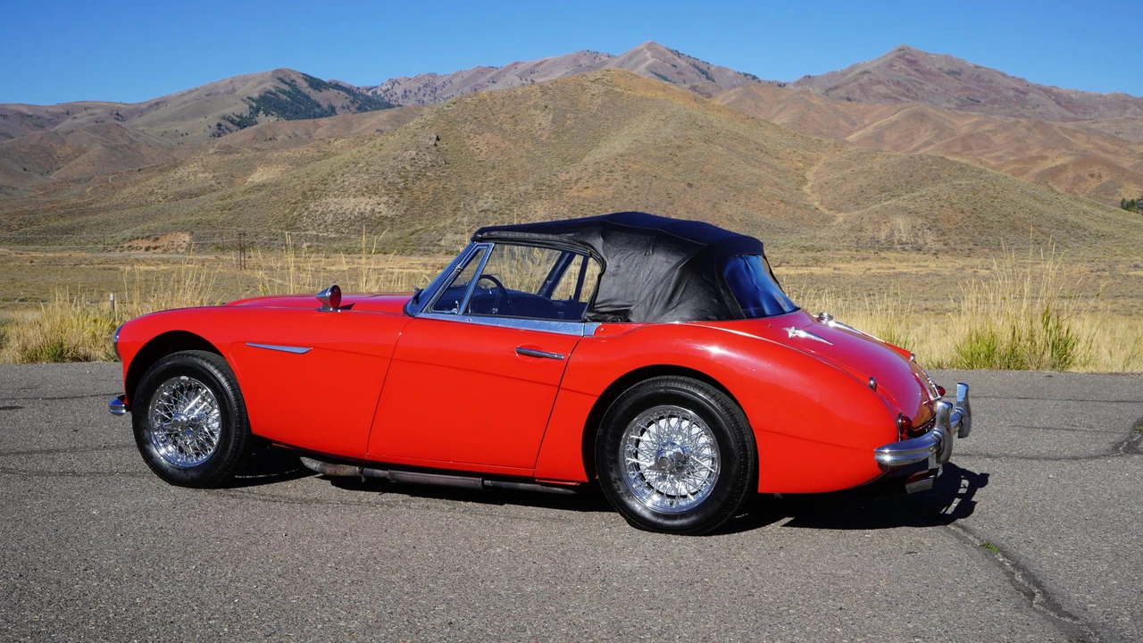 1964 Austin-Healey 3000 Mark III - Image 18 of 31