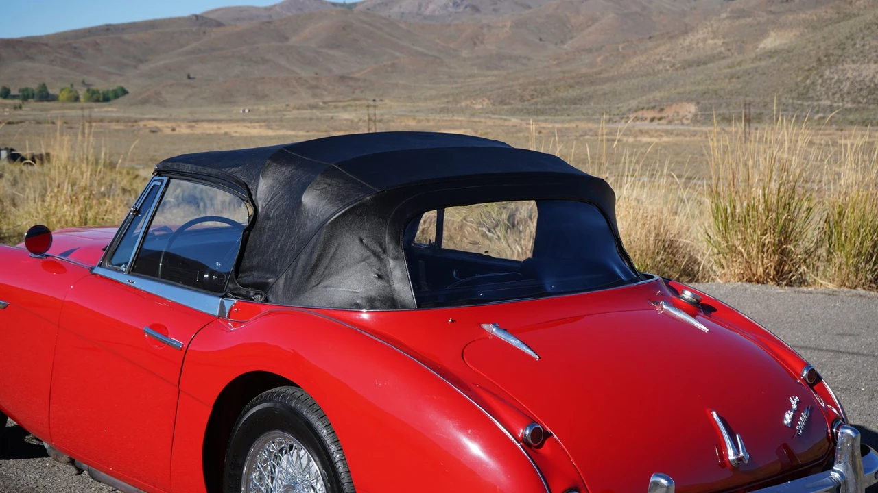 1964 Austin-Healey 3000 Mark III - Image 27 of 31