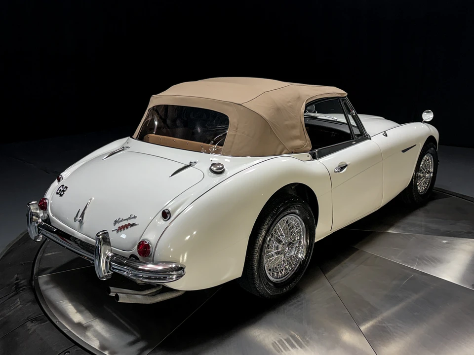 1964 Austin-Healey 3000 Mark III - Image 30 of 31