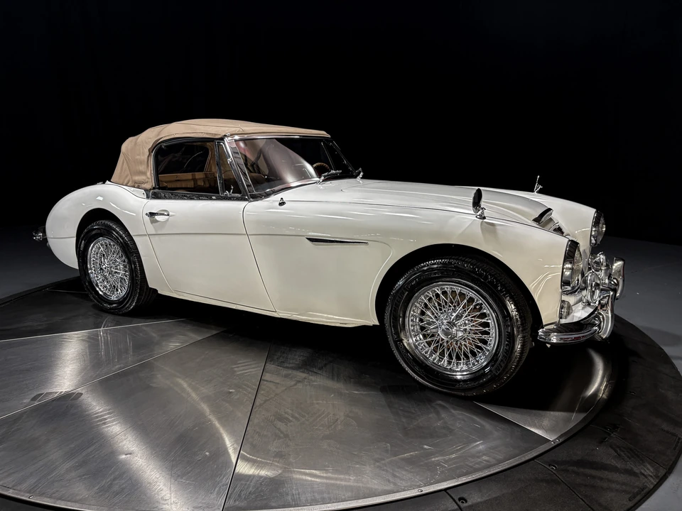 1964 Austin-Healey 3000 Mark III - Image 20 of 31