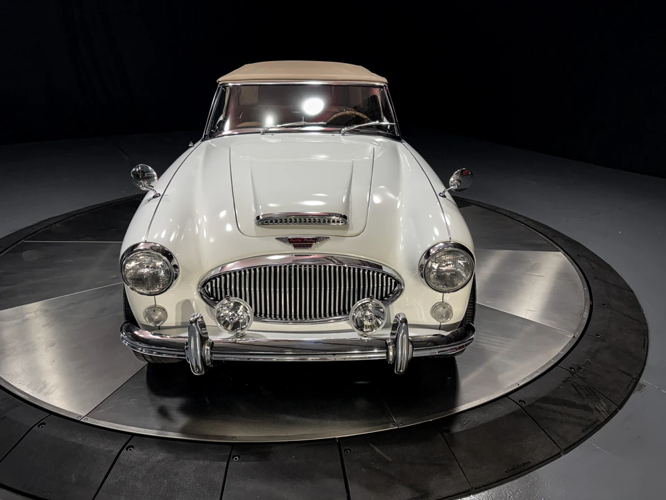 1964 Austin-Healey 3000 Mark III - Image 22 of 31