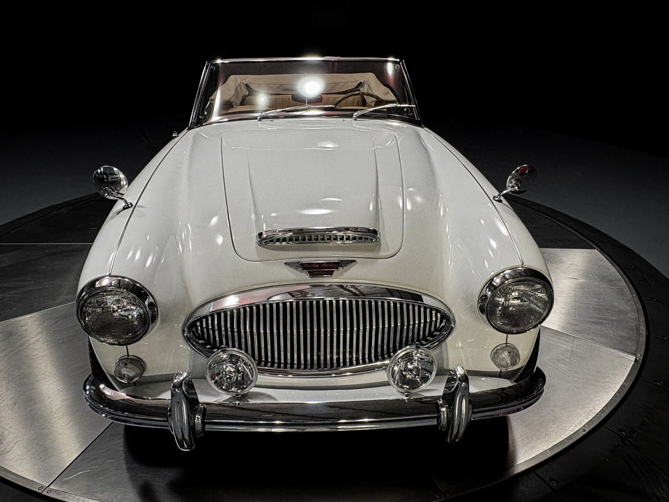 1964 Austin-Healey 3000 Mark III - Image 7 of 31