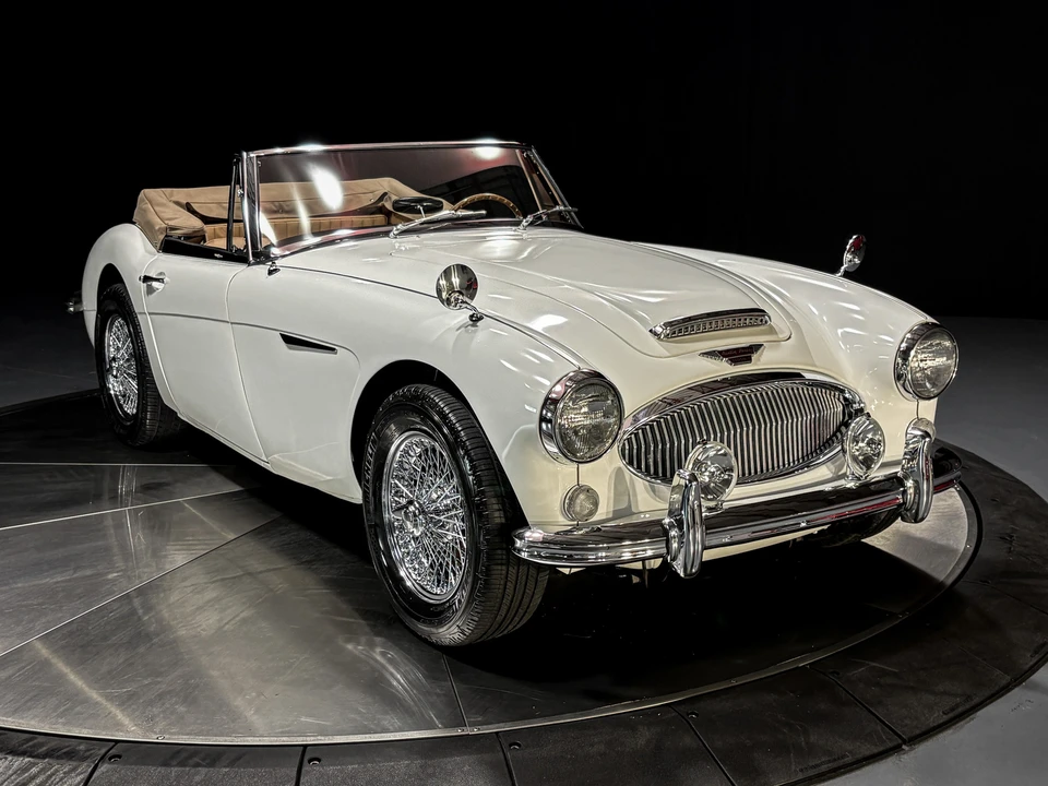 1964 Austin-Healey 3000 Mark III - Image 3 of 31