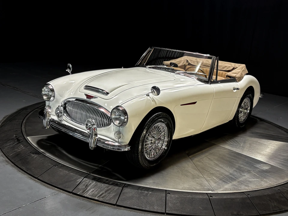 1964 Austin-Healey 3000 Mark III - Image 8 of 31