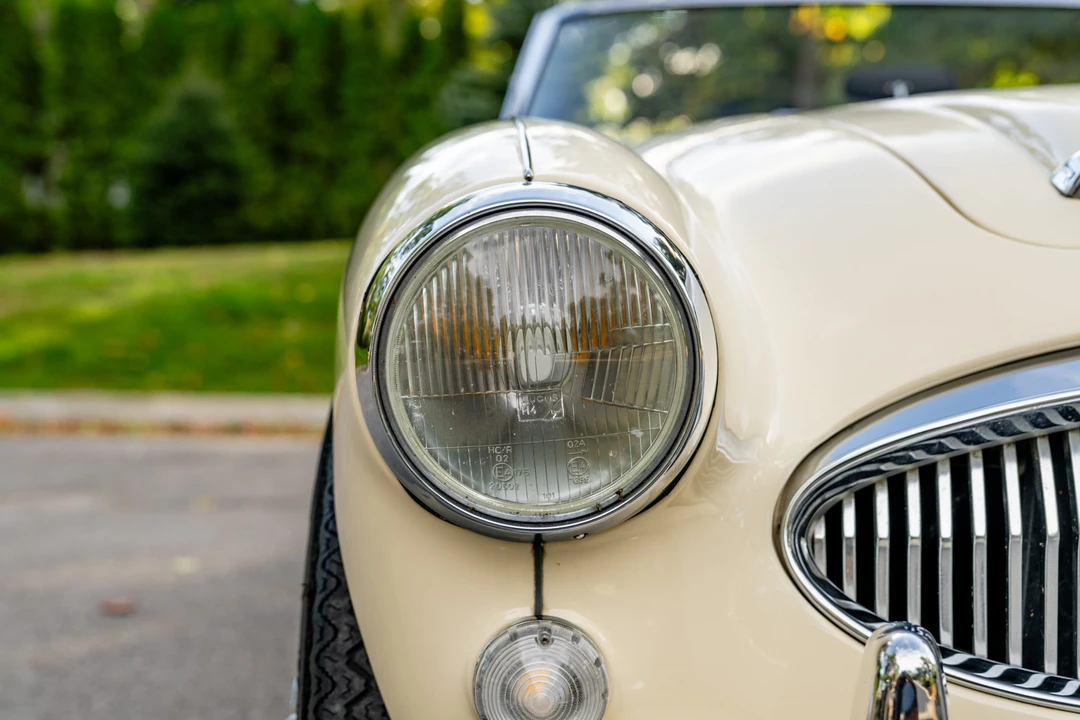 1964 Austin-Healey 3000 Mark III - Image 27 of 31