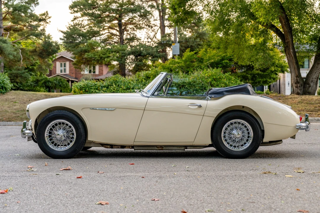 1964 Austin-Healey 3000 Mark III - Image 9 of 31