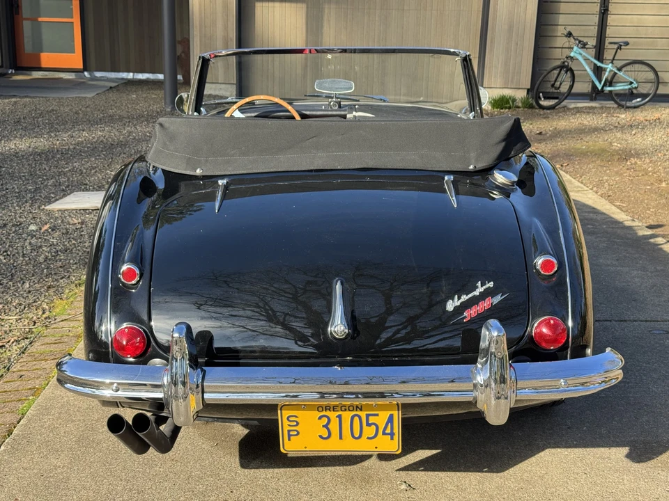 1964 Austin-Healey 3000 Mark III - Image 24 of 31