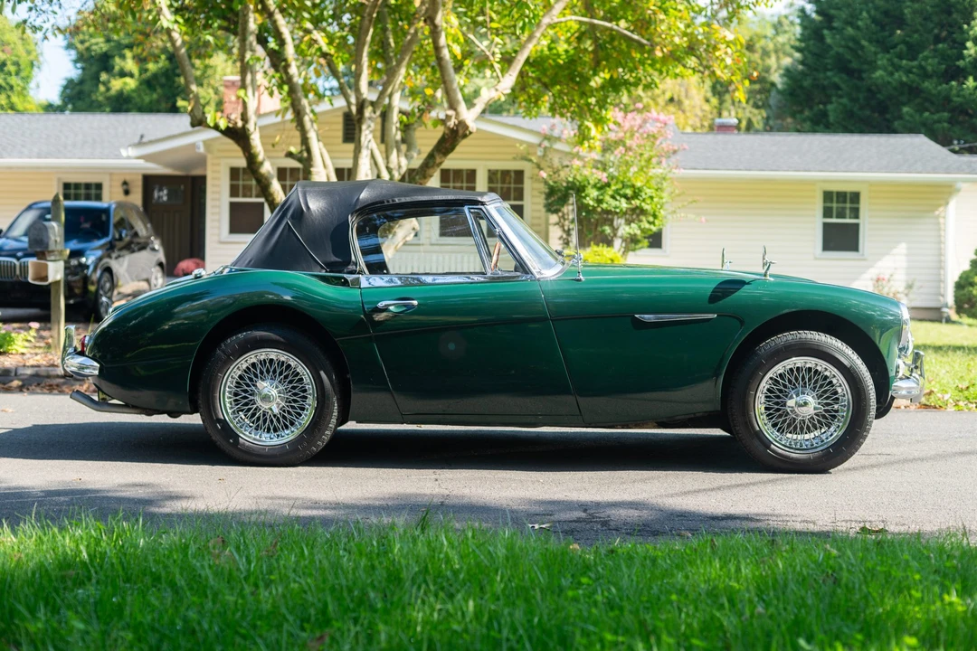 1964 Austin-Healey 3000 Mark III - Image 15 of 31