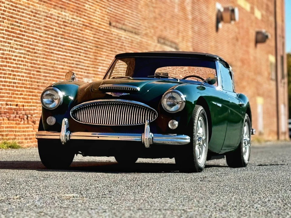 1964 Austin-Healey 3000 Mark III - Image 14 of 31