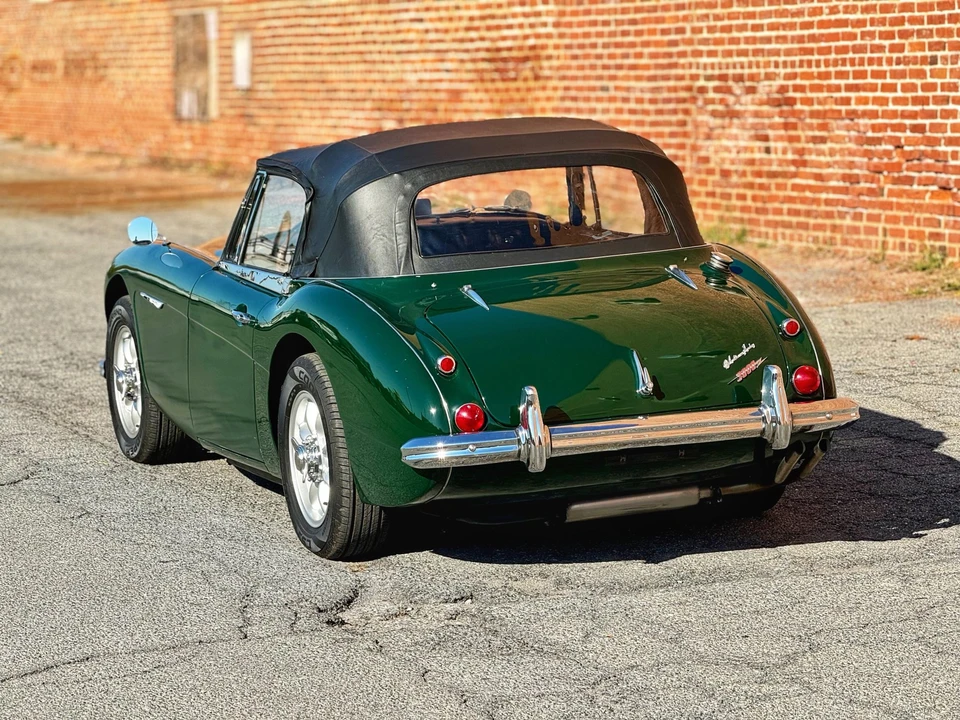 1964 Austin-Healey 3000 Mark III - Image 17 of 31