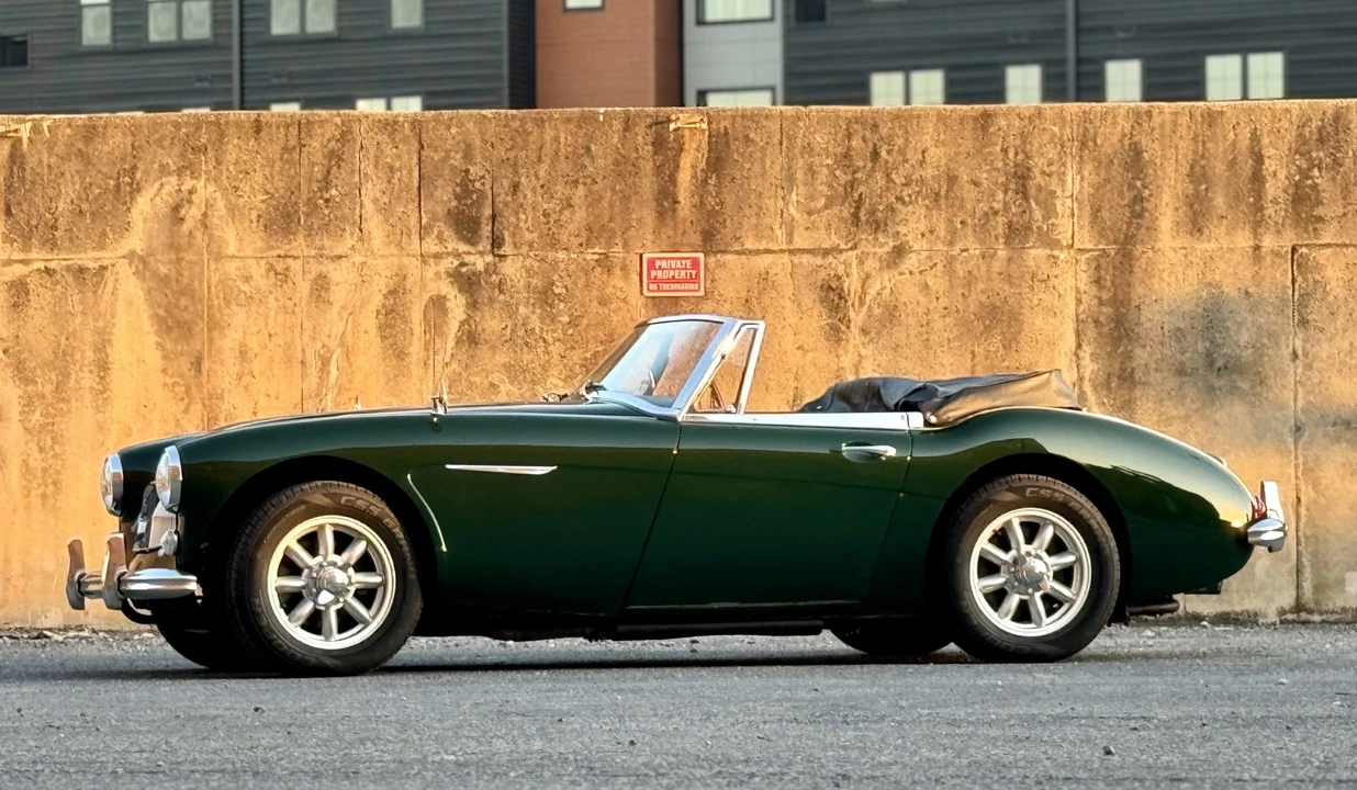 1964 Austin-Healey 3000 Mark III - Image 2 of 31