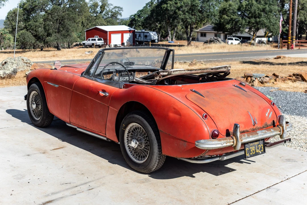 1964 Austin-Healey 3000 Mark III - Image 4 of 31
