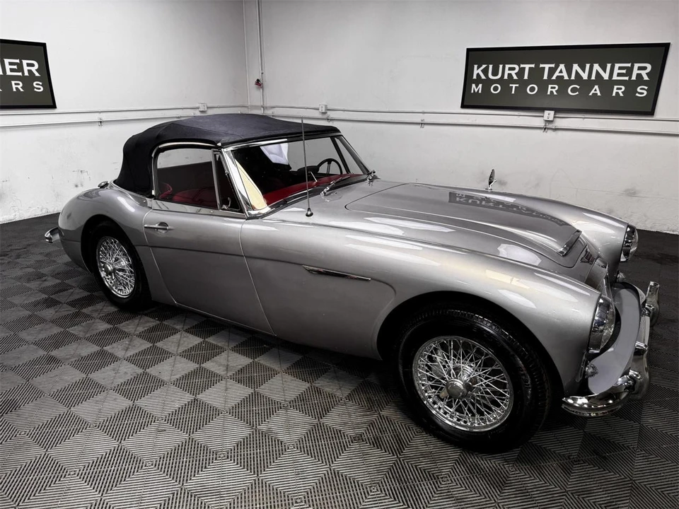 1964 Austin-Healey 3000 Mark III - Image 17 of 31
