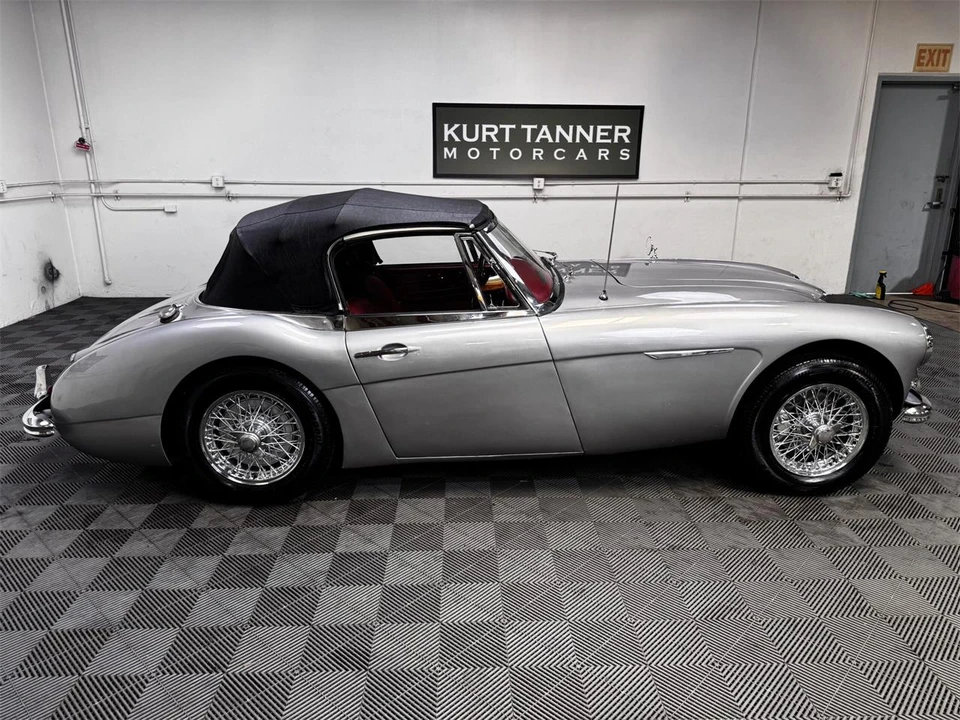 1964 Austin-Healey 3000 Mark III - Image 13 of 31