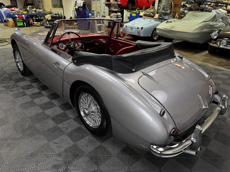 1964 Austin-Healey 3000 Mark III - Image 14 of 31