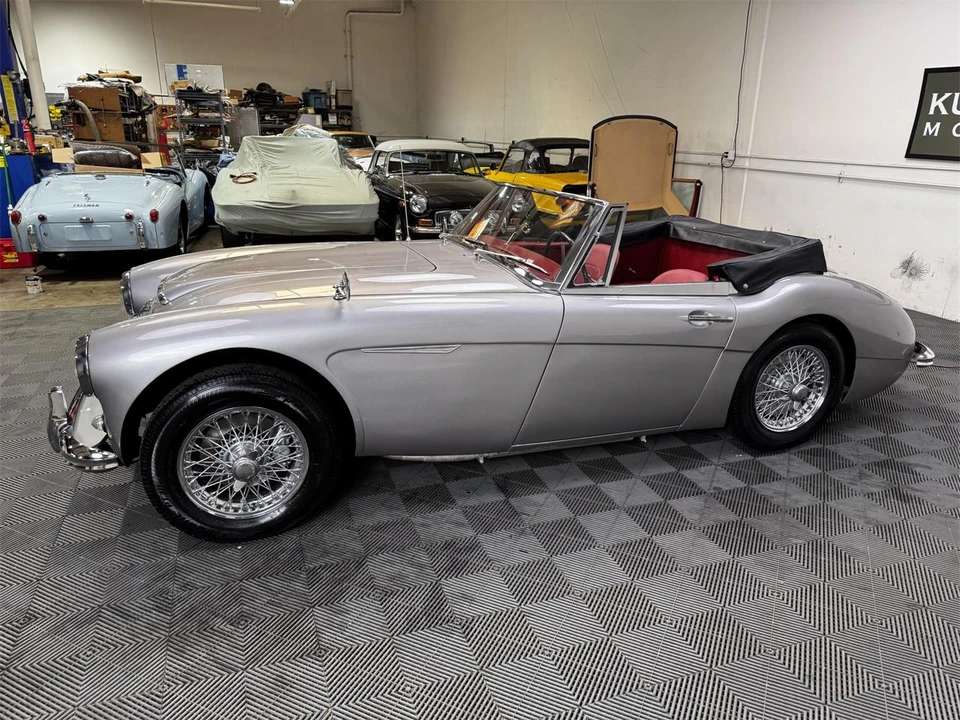 1964 Austin-Healey 3000 Mark III - Image 10 of 31