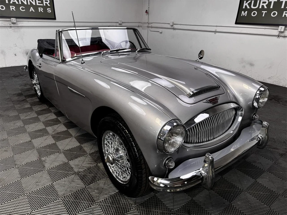 1964 Austin-Healey 3000 Mark III - Image 2 of 31