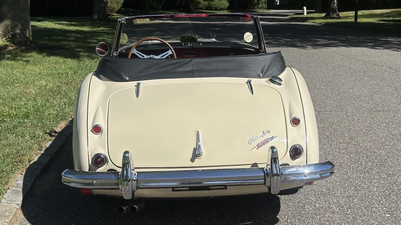 1964 Austin-Healey 3000 Mark III - Image 11 of 21