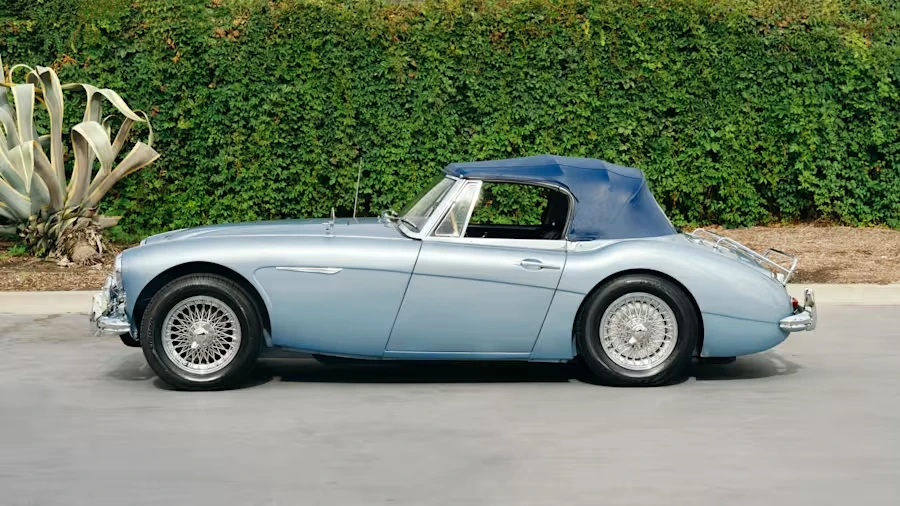1964 Austin-Healey 3000 Mark III - Image 2 of 31