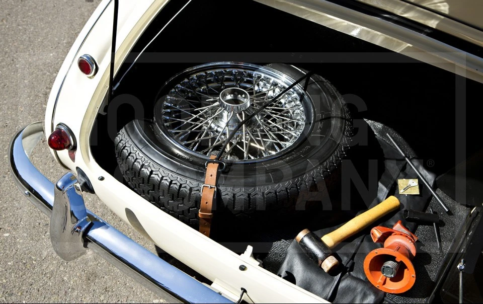 1964 Austin-Healey 3000 Mark III - Image 8 of 9