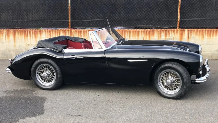 1964 Austin-Healey 3000 Mark III - Image 2 of 11