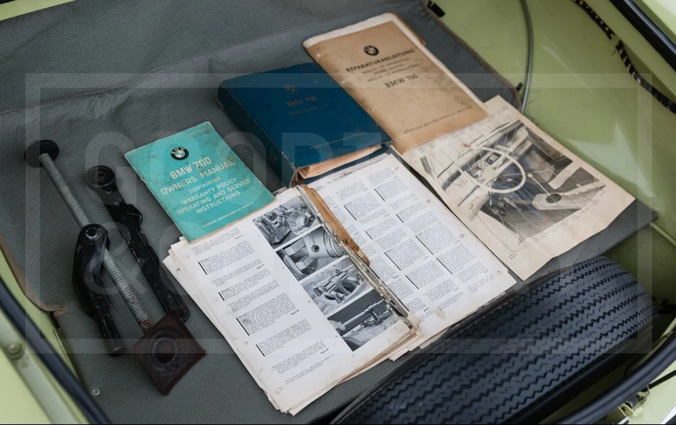 1964 BMW 700 - Image 14 of 14