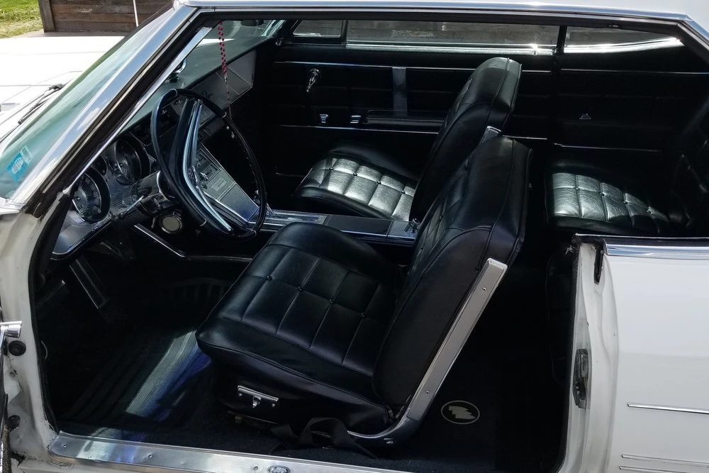 1964 Buick Riviera 1st Gen - Image 4 of 5