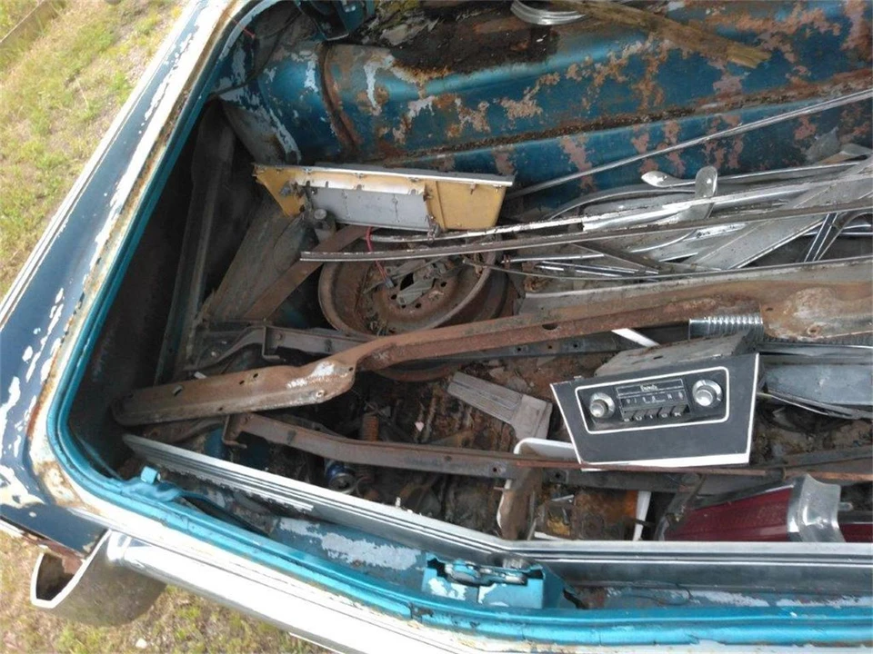 1964 Buick Electra - Image 7 of 10