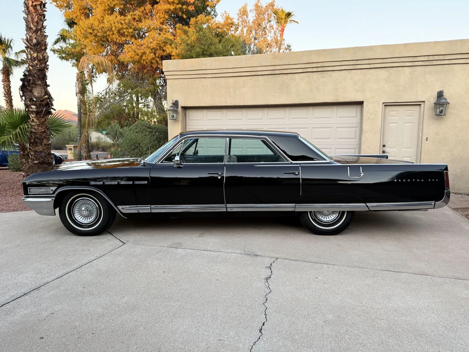 1964 Buick Electra - Image 10 of 31