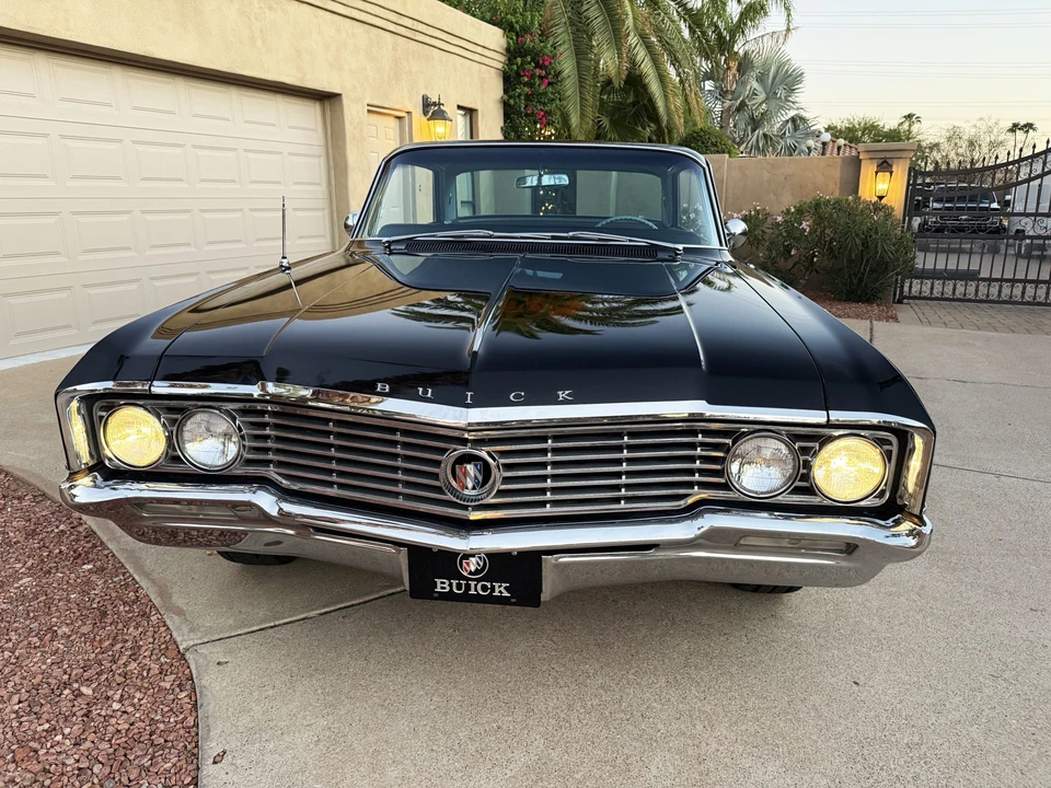 1964 Buick Electra - Image 2 of 31
