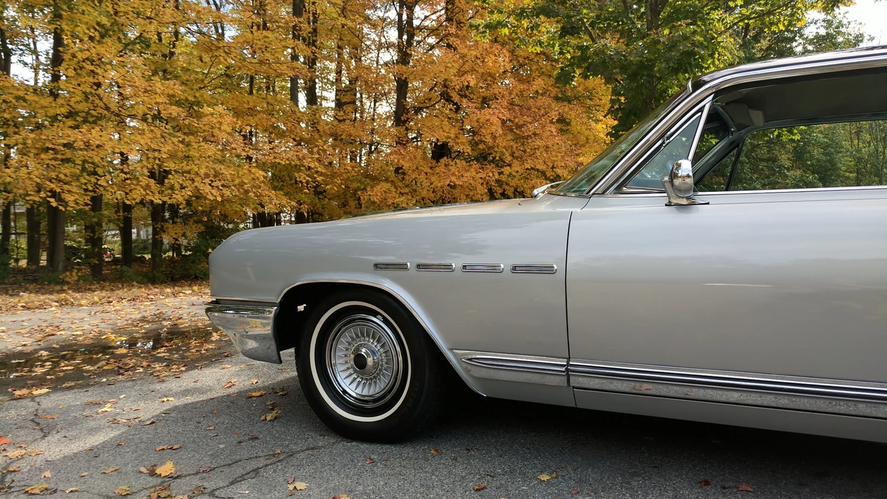 1964 Buick Electra - Image 4 of 31