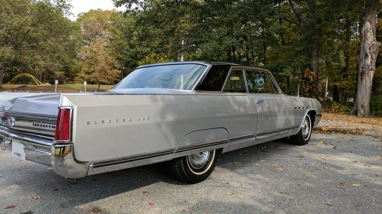 1964 Buick Electra - Image 19 of 31