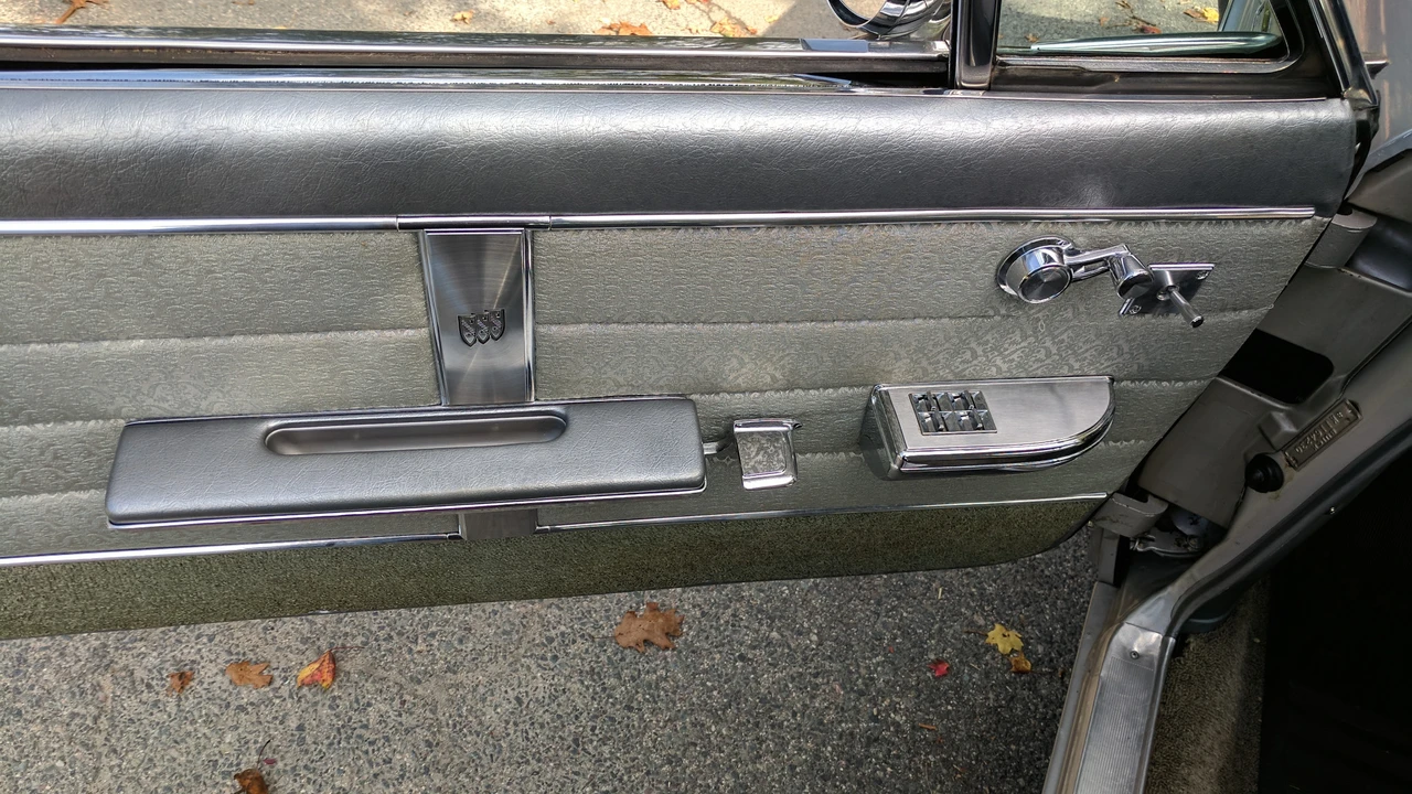 1964 Buick Electra - Image 30 of 31