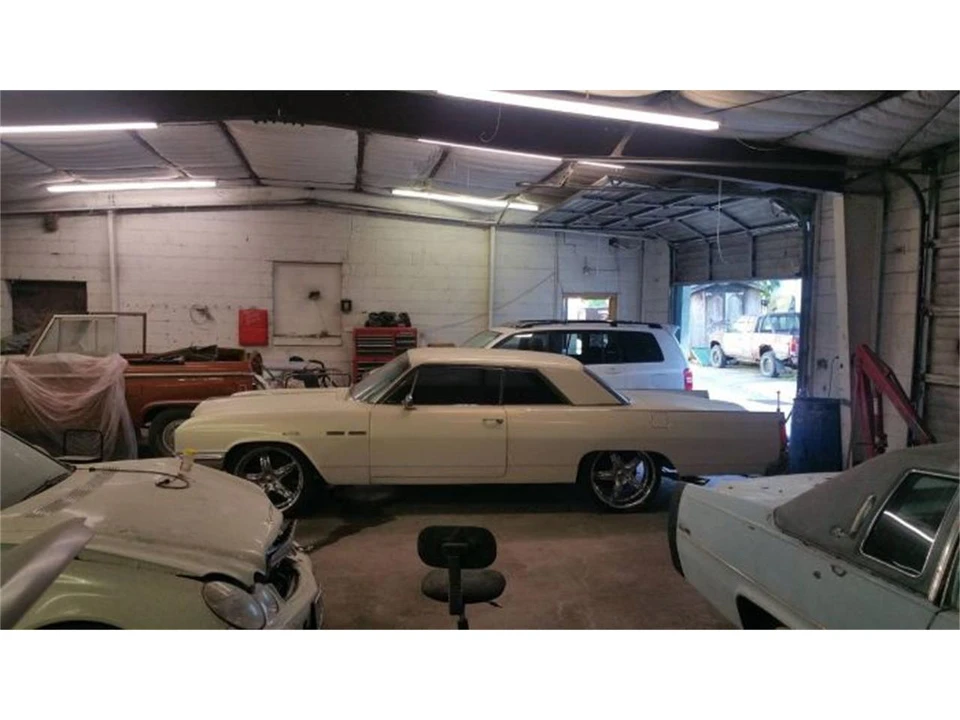 1964 Buick Electra - Image 3 of 7