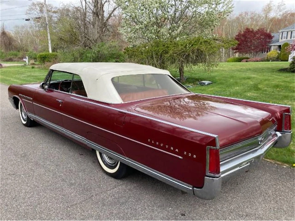 1964 Buick Electra - Image 11 of 18