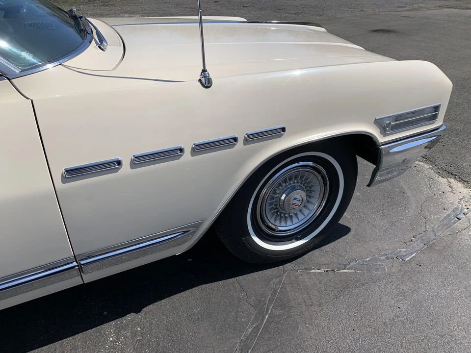 1964 Buick Electra - Image 19 of 31