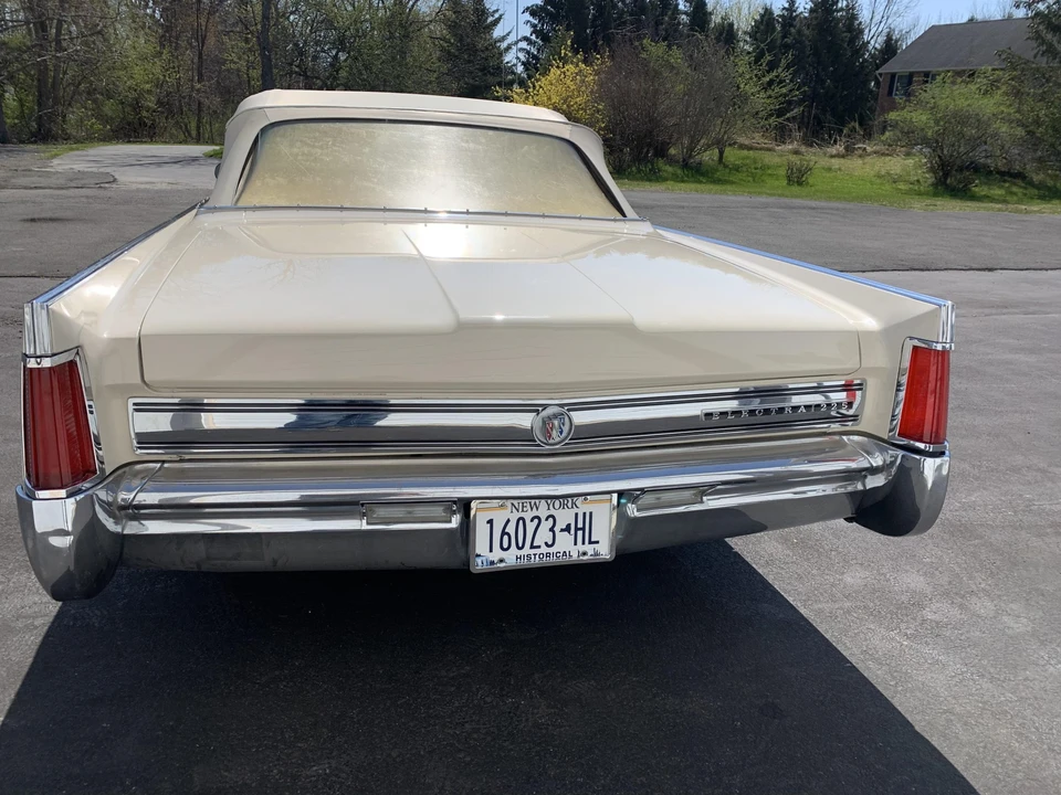 1964 Buick Electra - Image 10 of 31