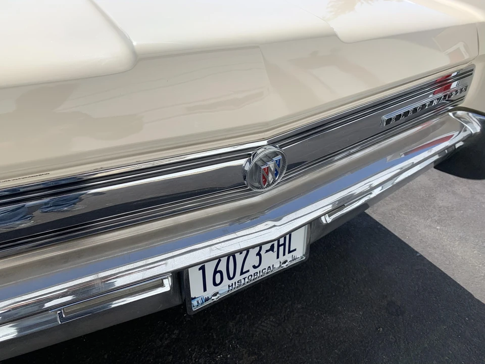 1964 Buick Electra - Image 25 of 31