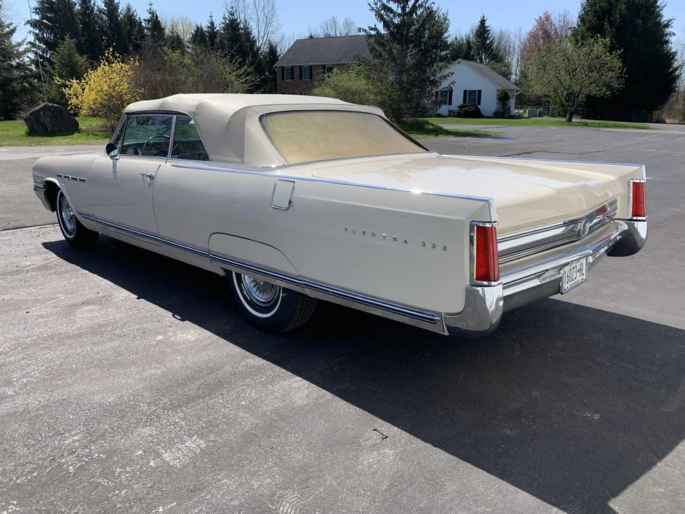 1964 Buick Electra - Image 9 of 31