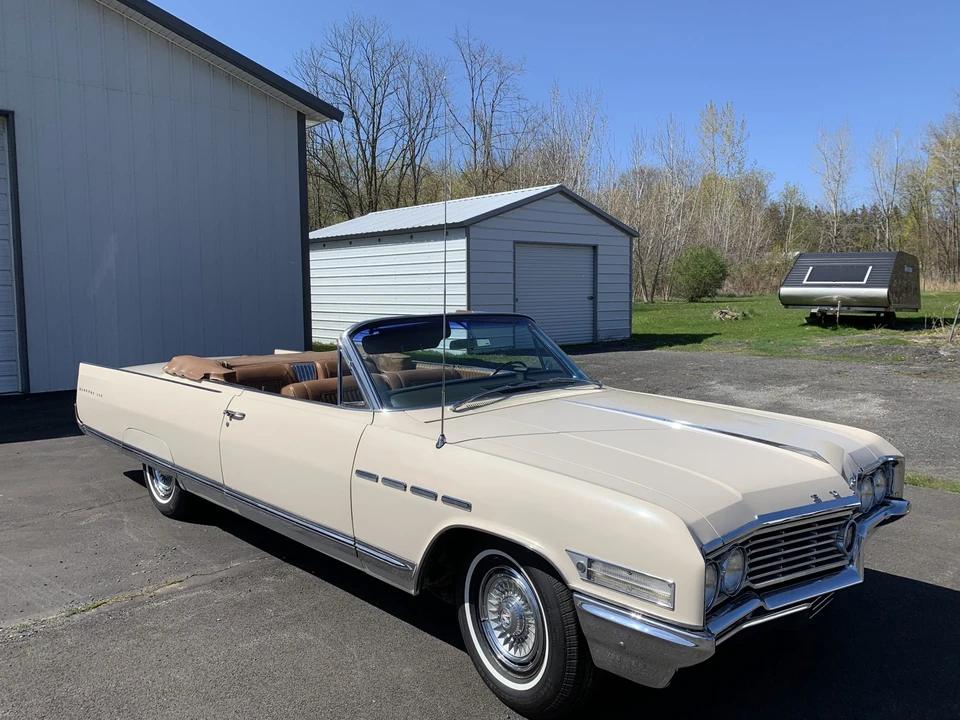 1964 Buick Electra - Image 2 of 31