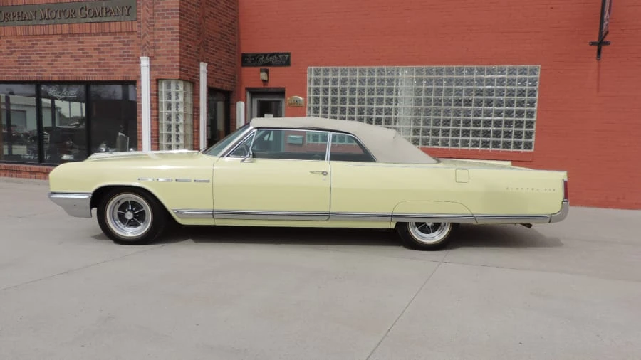 1964 Buick Electra - Image 11 of 12