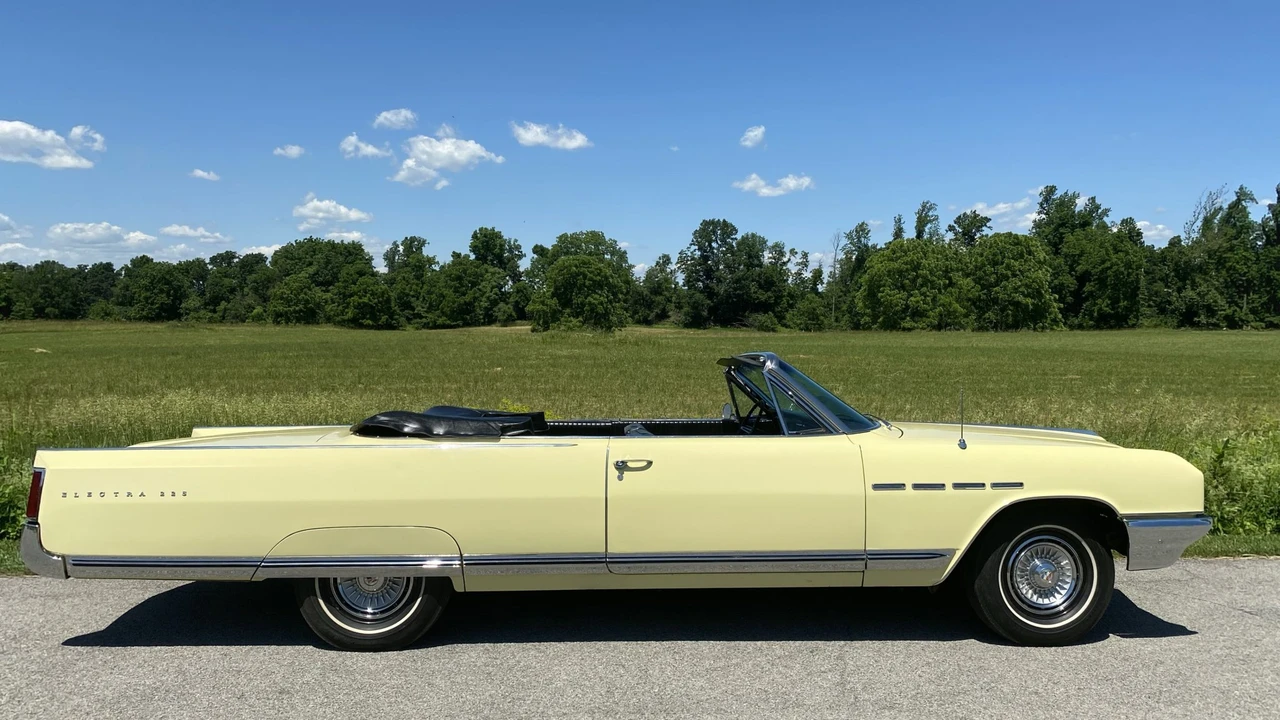 1964 Buick Electra - Image 30 of 31