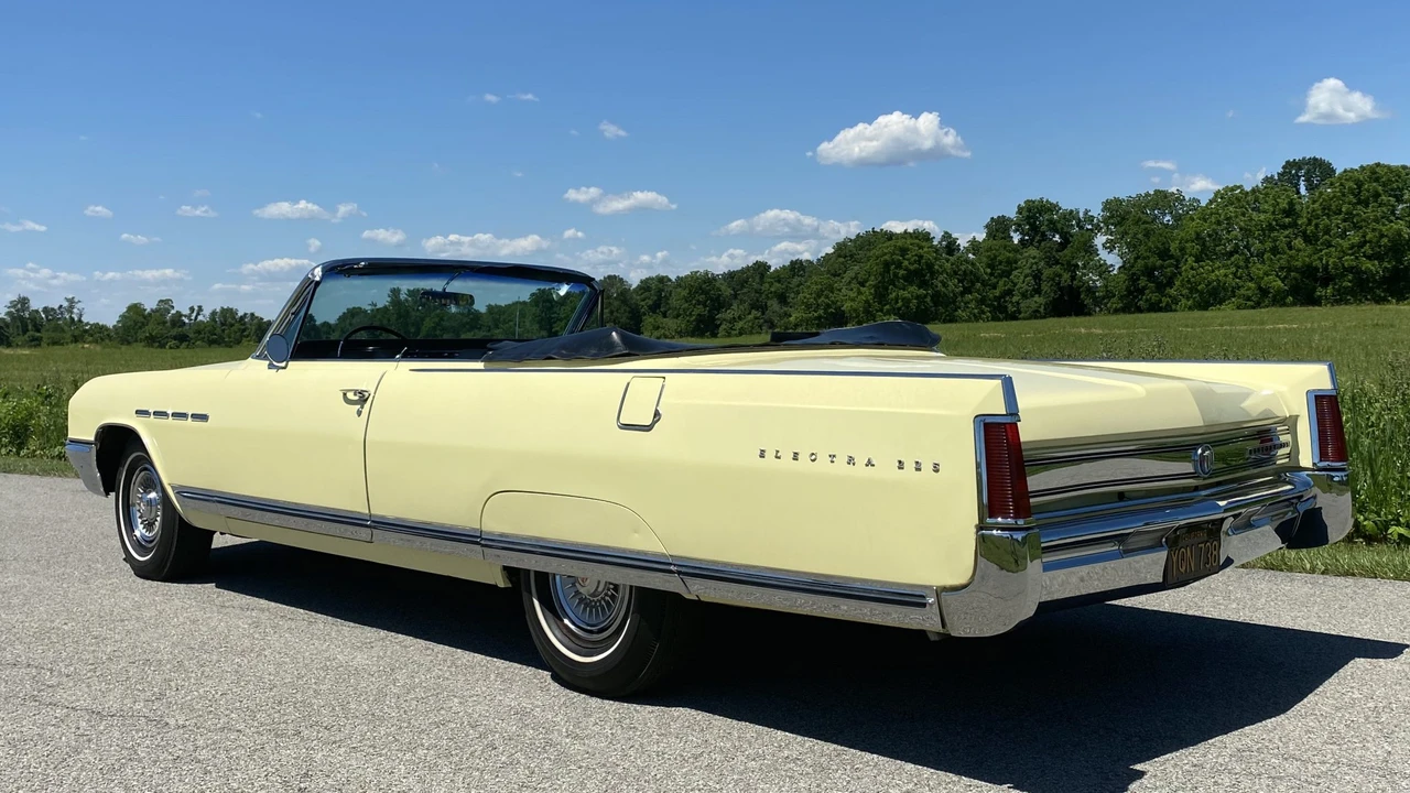 1964 Buick Electra - Image 28 of 31