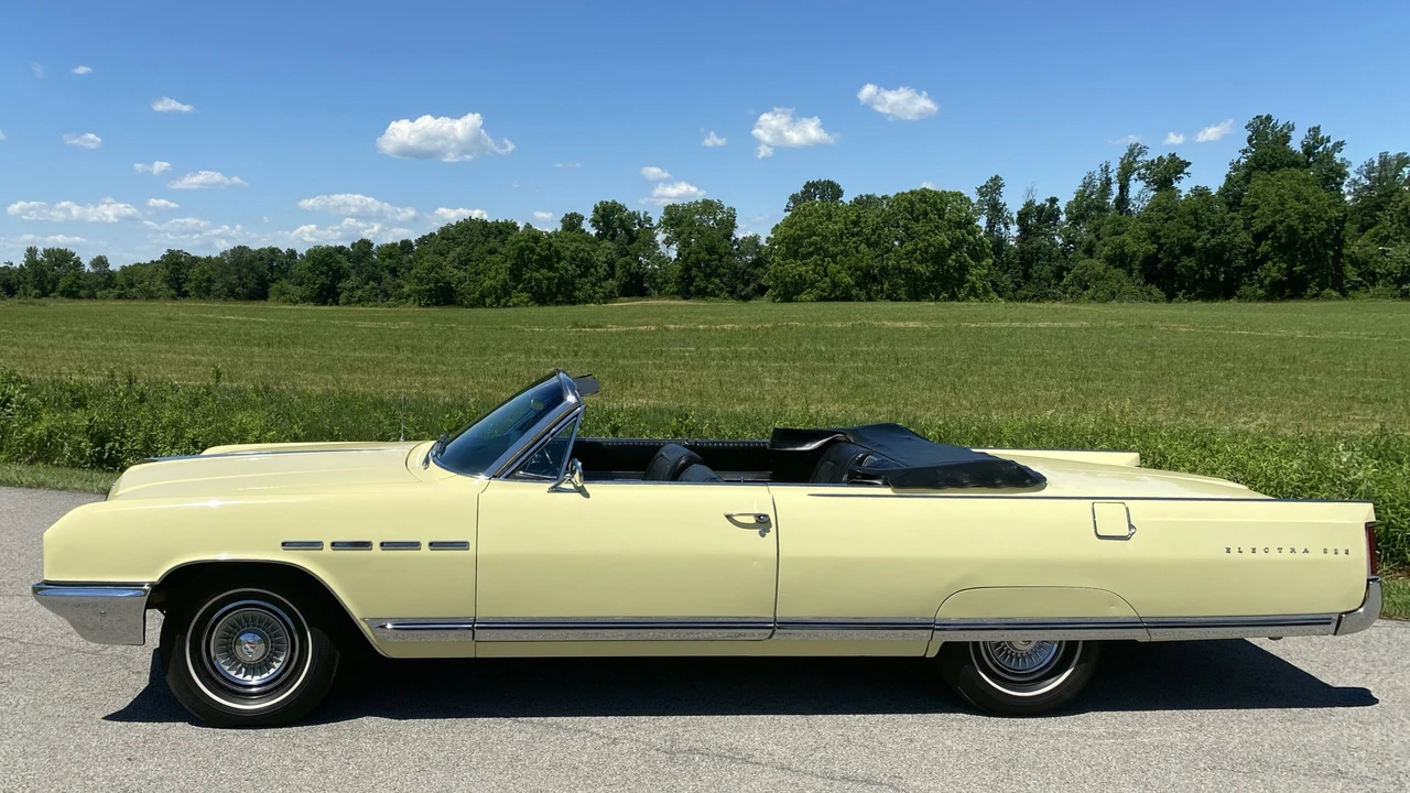 1964 Buick Electra - Image 25 of 31