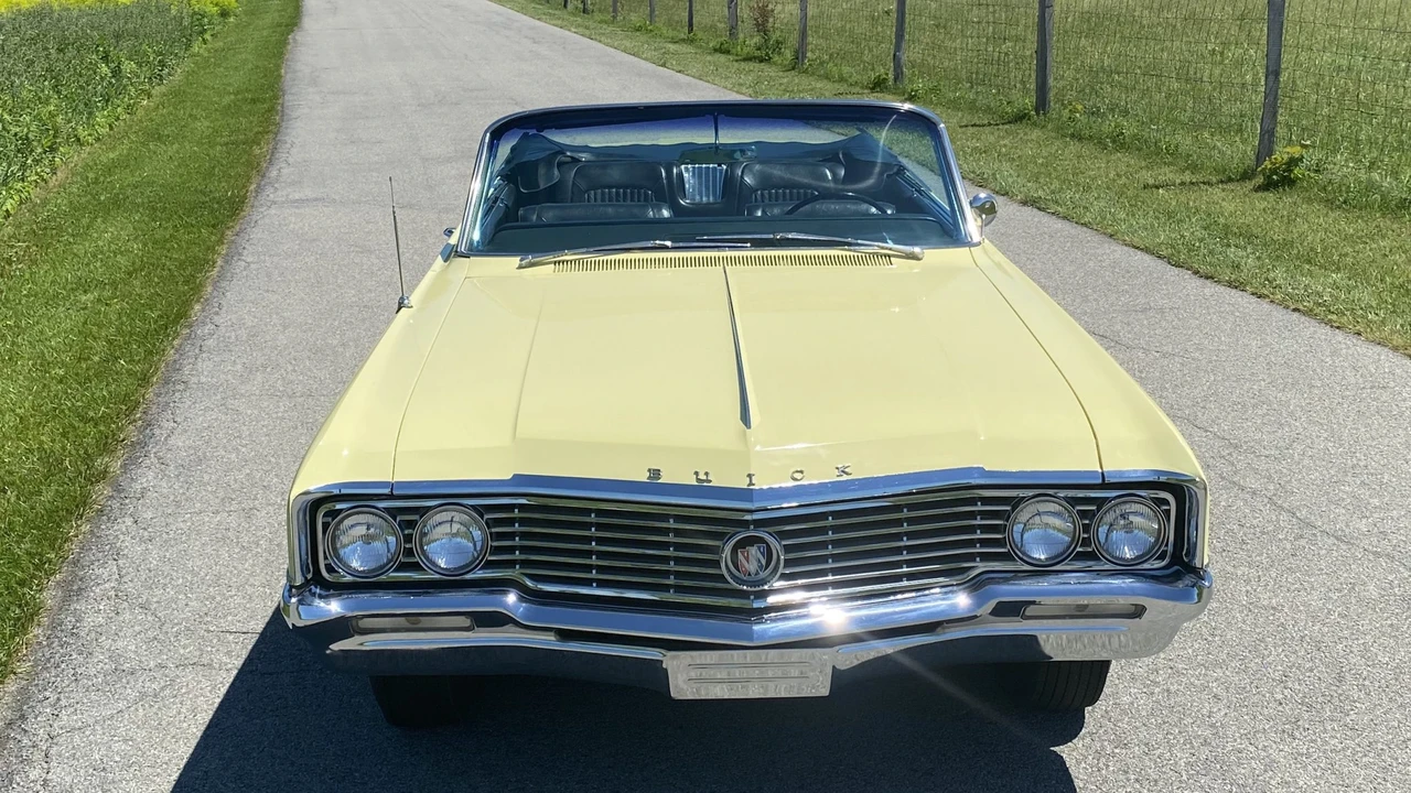 1964 Buick Electra - Image 15 of 31