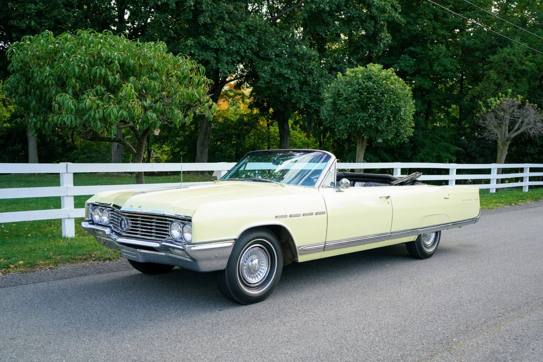 1964 Buick Electra - Image 2 of 31