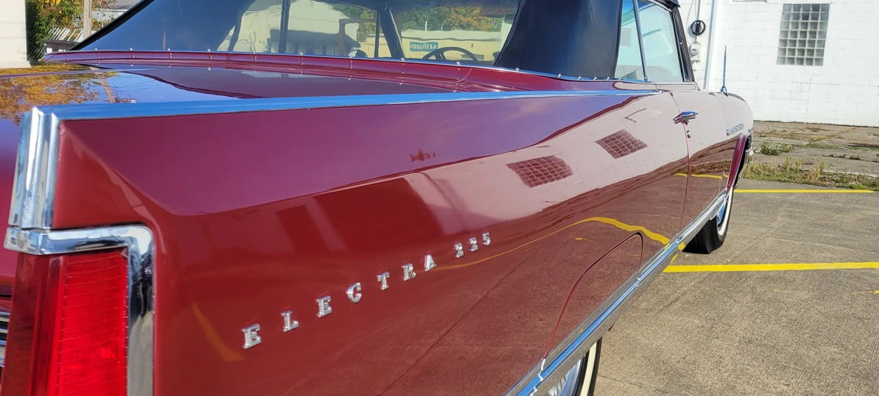 1964 Buick Electra - Image 27 of 31